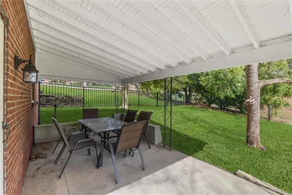 $260,000 | 1110 10th Street, Irwin, PA 15642