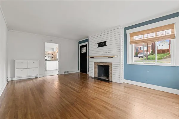 $260,000 | 1110 10th Street, Irwin, PA 15642