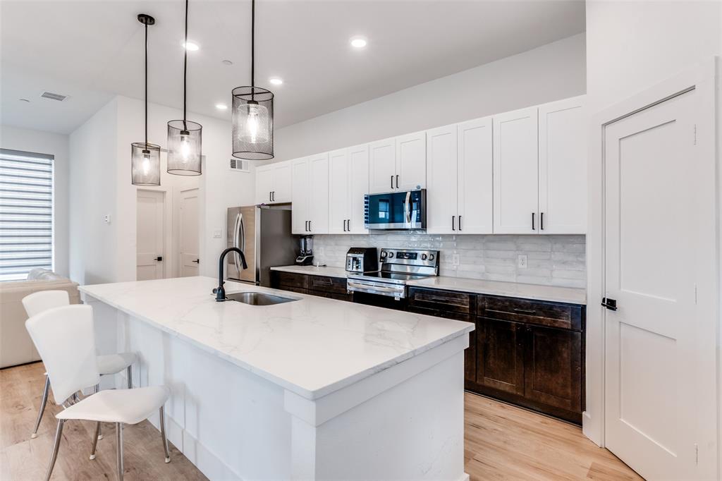 2134 Shea Road, Unit 1001 Dallas, TX 75235 - Photo 7 of 12