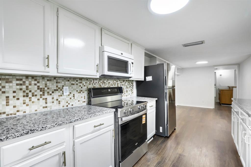 11026 McCree Road Dallas, TX 75238 - Photo 12 of 28 Gallery Image 12