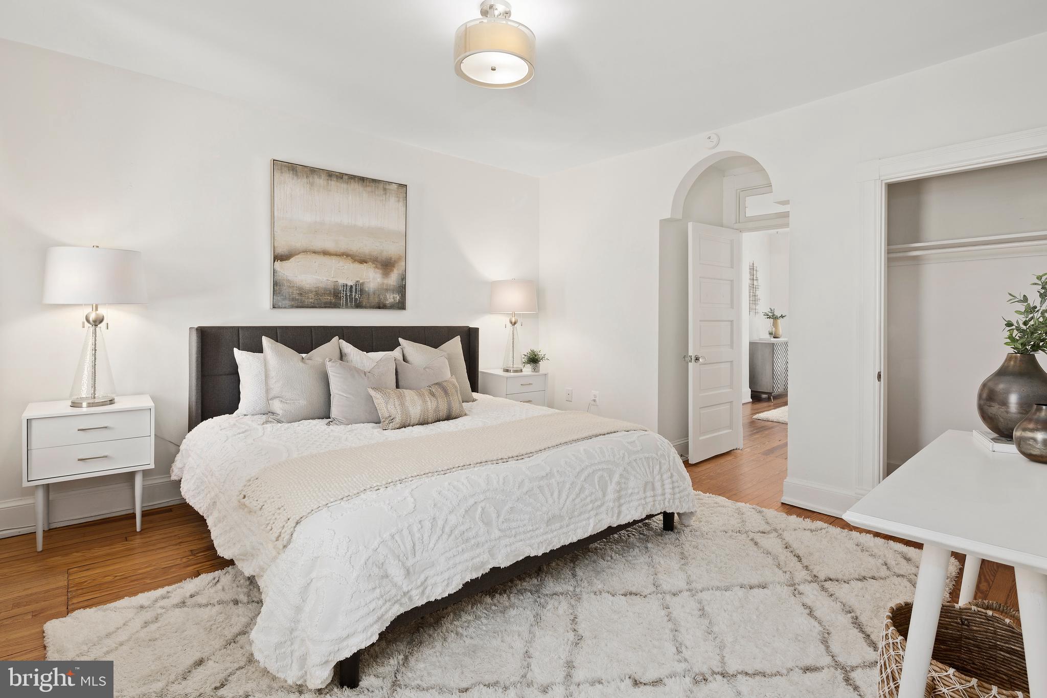 1431 R Street Northwest Washington, DC 20009 - Photo 14 of 37