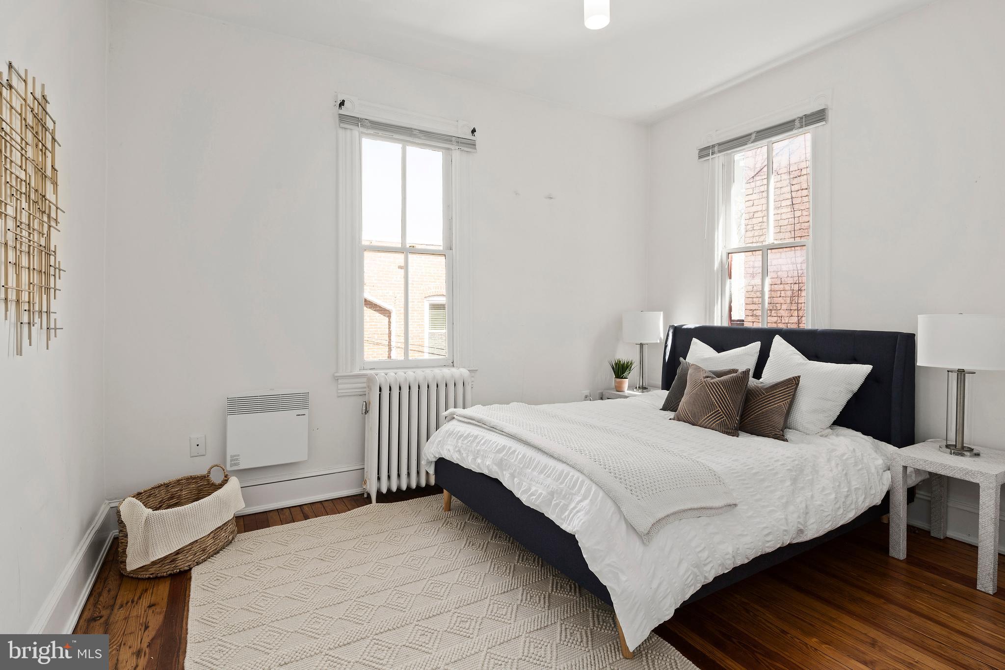 1431 R Street Northwest Washington, DC 20009 - Photo 17 of 37