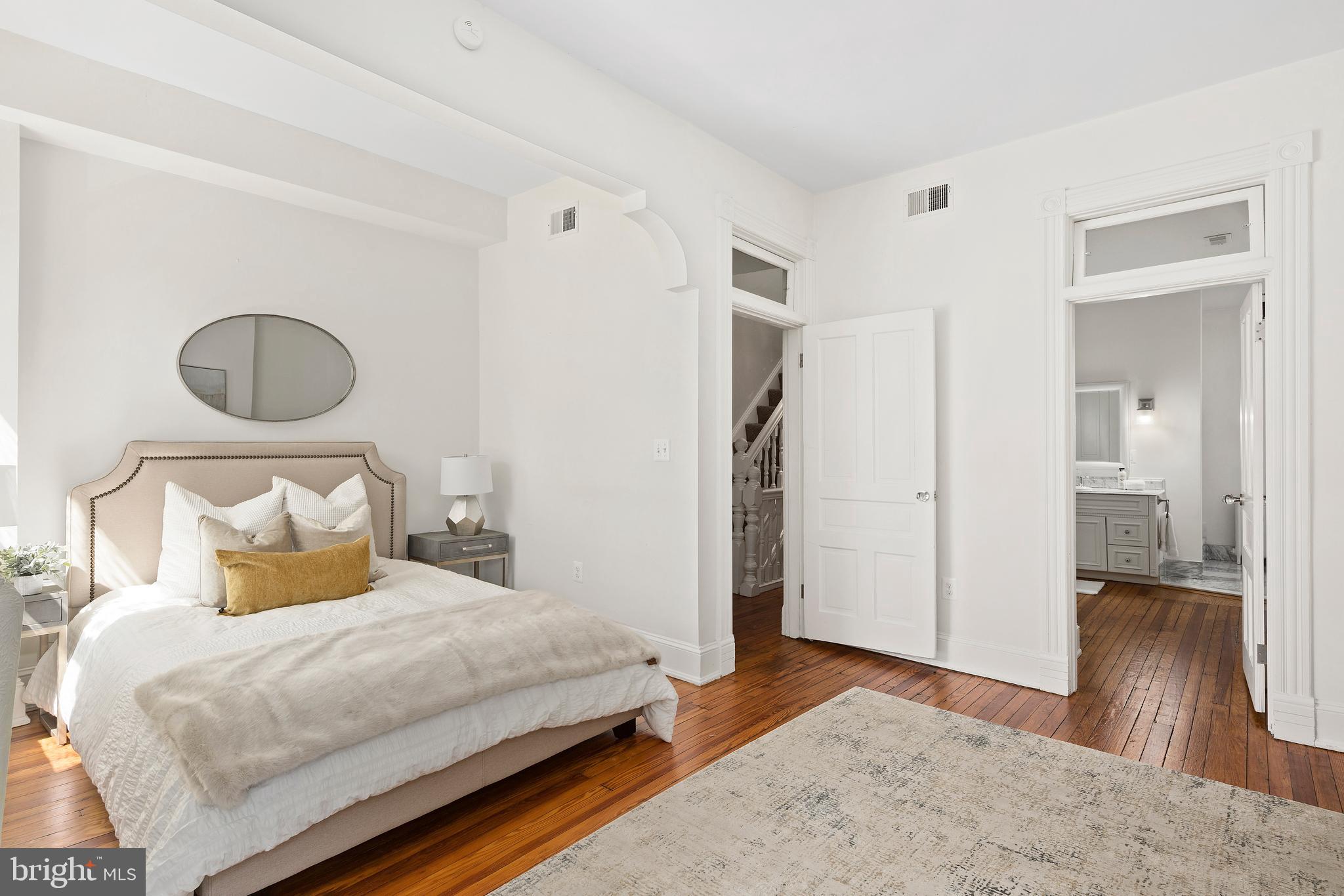 1431 R Street Northwest Washington, DC 20009 - Photo 18 of 37