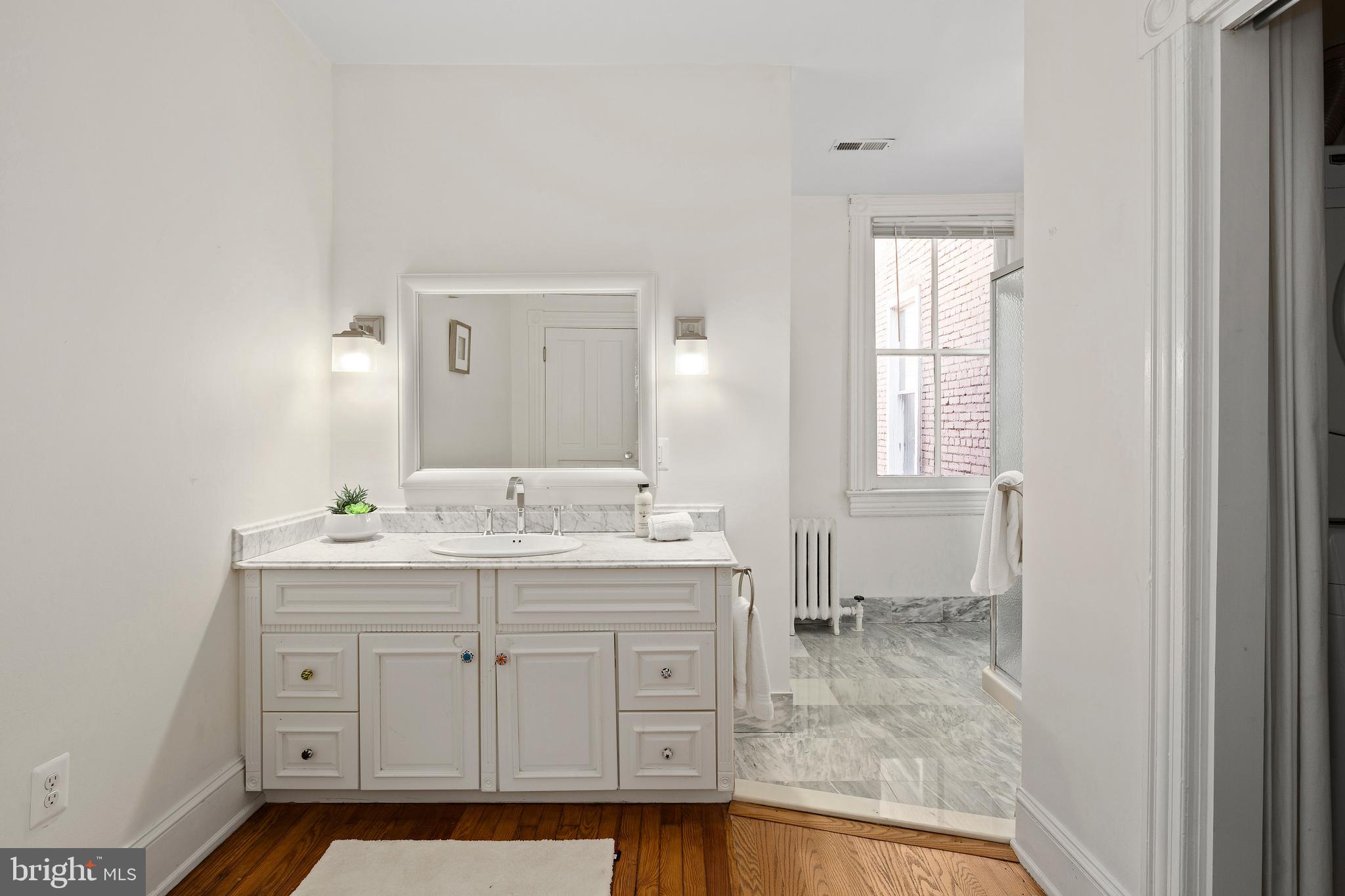 1431 R Street Northwest Washington, DC 20009 - Photo 24 of 37