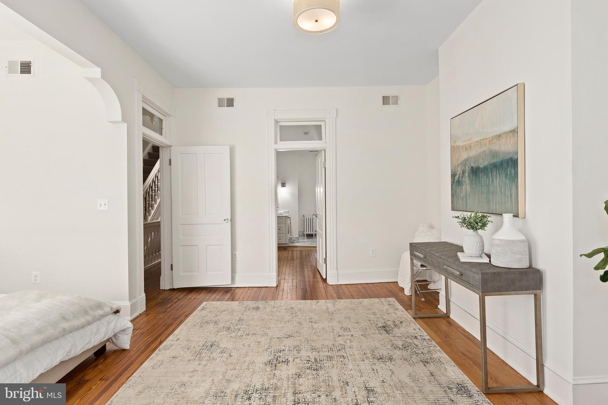 1431 R Street Northwest Washington, DC 20009 - Photo 25 of 37