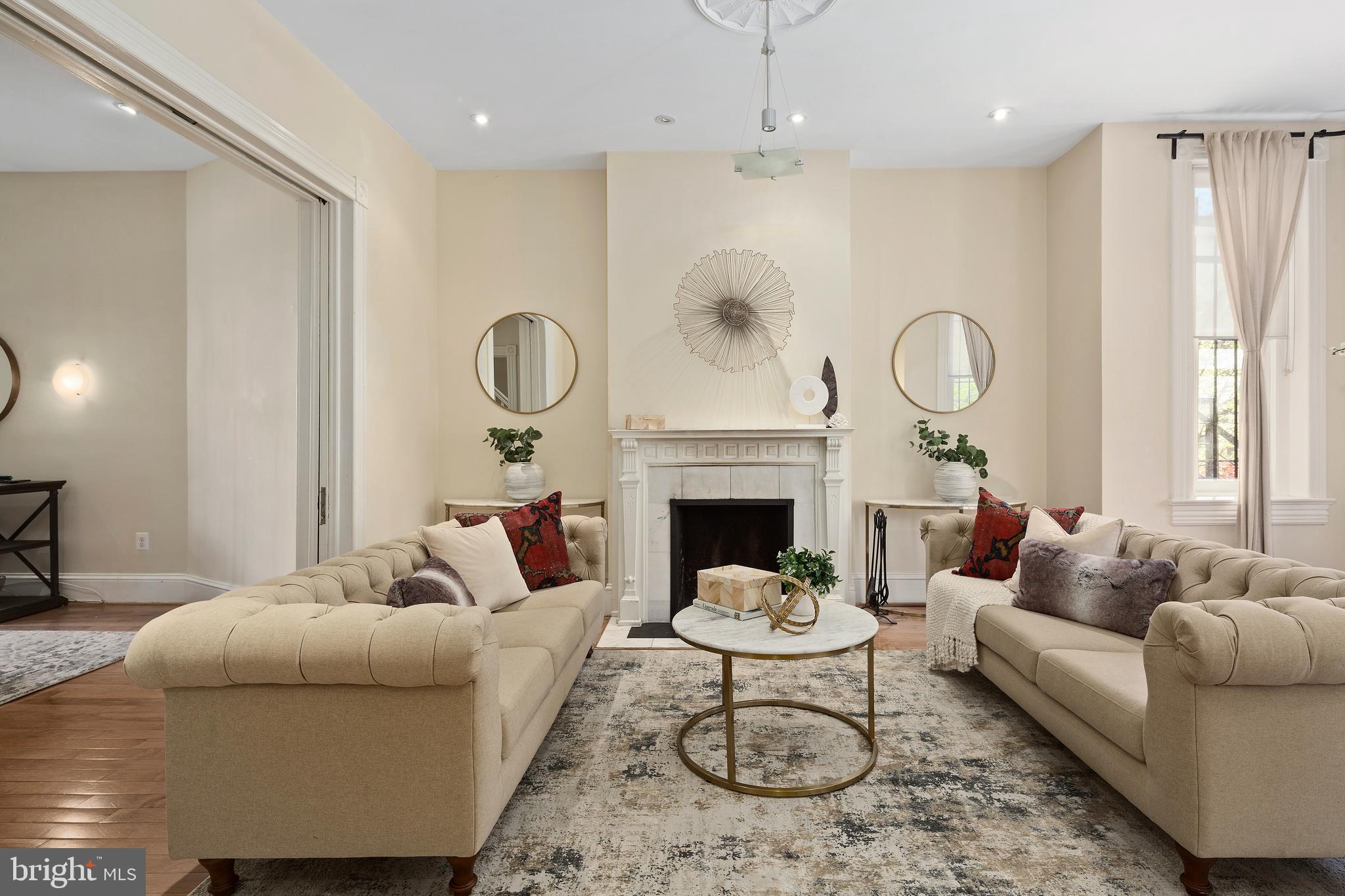 1431 R Street Northwest Washington, DC 20009 - Photo 3 of 37