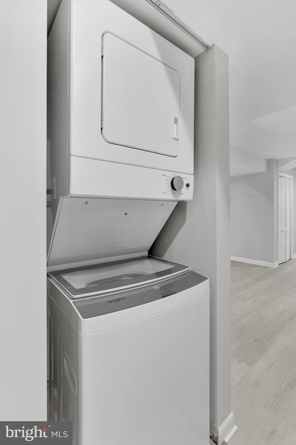 1431 R Street Northwest Washington, DC 20009 - Photo 34 of 37