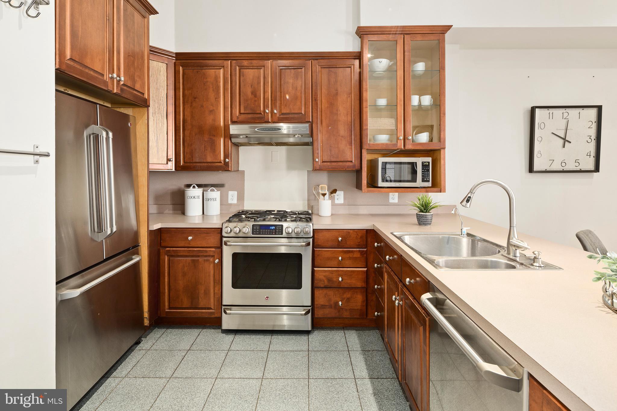 1431 R Street Northwest Washington, DC 20009 - Photo 9 of 37