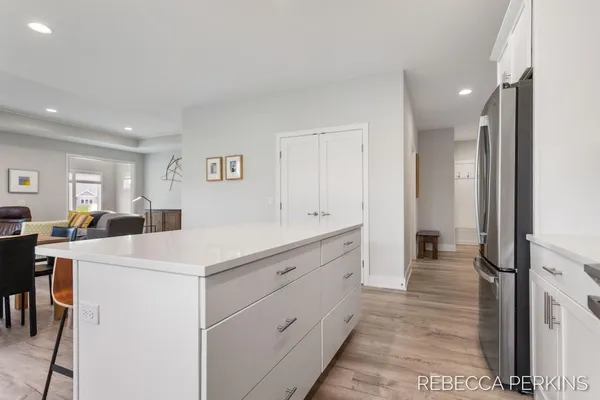 $615,000 | 4715 West Wind Drive, Unit 41, Holland, MI 49423