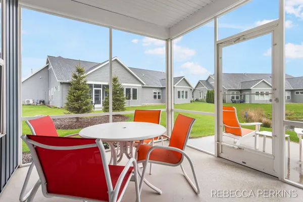 $615,000 | 4715 West Wind Drive, Unit 41, Holland, MI 49423