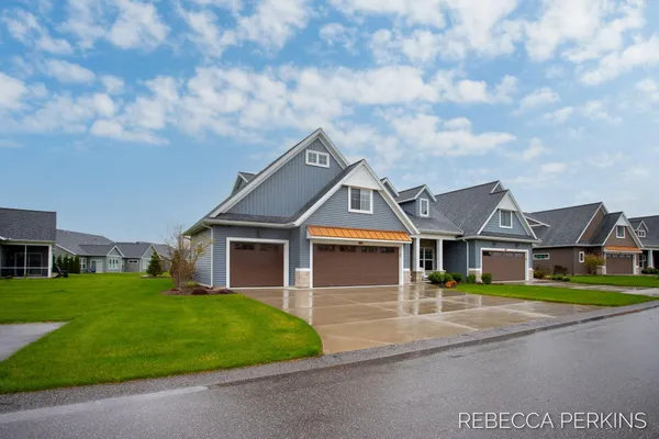 $615,000 | 4715 West Wind Drive, Unit 41, Holland, MI 49423