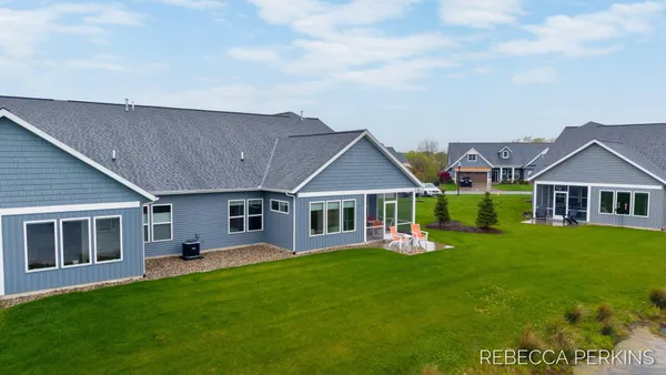 $615,000 | 4715 West Wind Drive, Unit 41, Holland, MI 49423