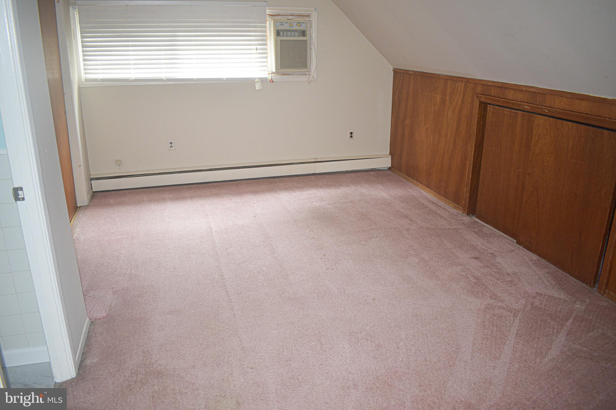 5 Goldengate Road Levittown, PA 19057 - Photo 17 of 24 Gallery Image 17