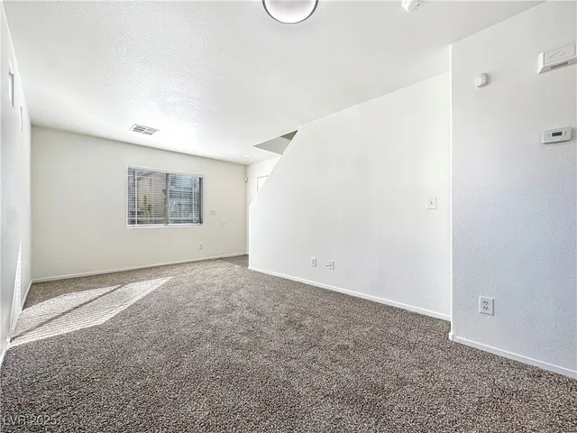 $1,575 | 5278 Paradise Valley Avenue, Las Vegas, NV 89156