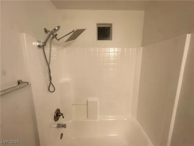 $1,575 | 5278 Paradise Valley Avenue, Las Vegas, NV 89156