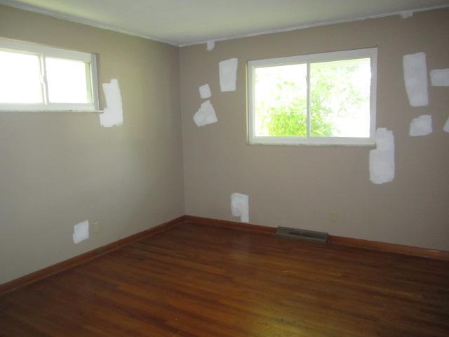 434 Smith Road Columbus, OH 43228 - Photo 8 of 10 Gallery Image 8
