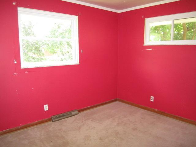 434 Smith Road Columbus, OH 43228 - Photo 9 of 10 Gallery Image 9