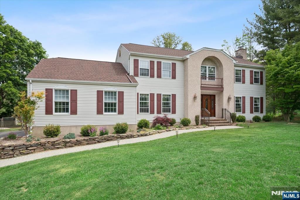 5 Glen Ridge Drive Long Valley, NJ 07853 - Photo 2 of 40