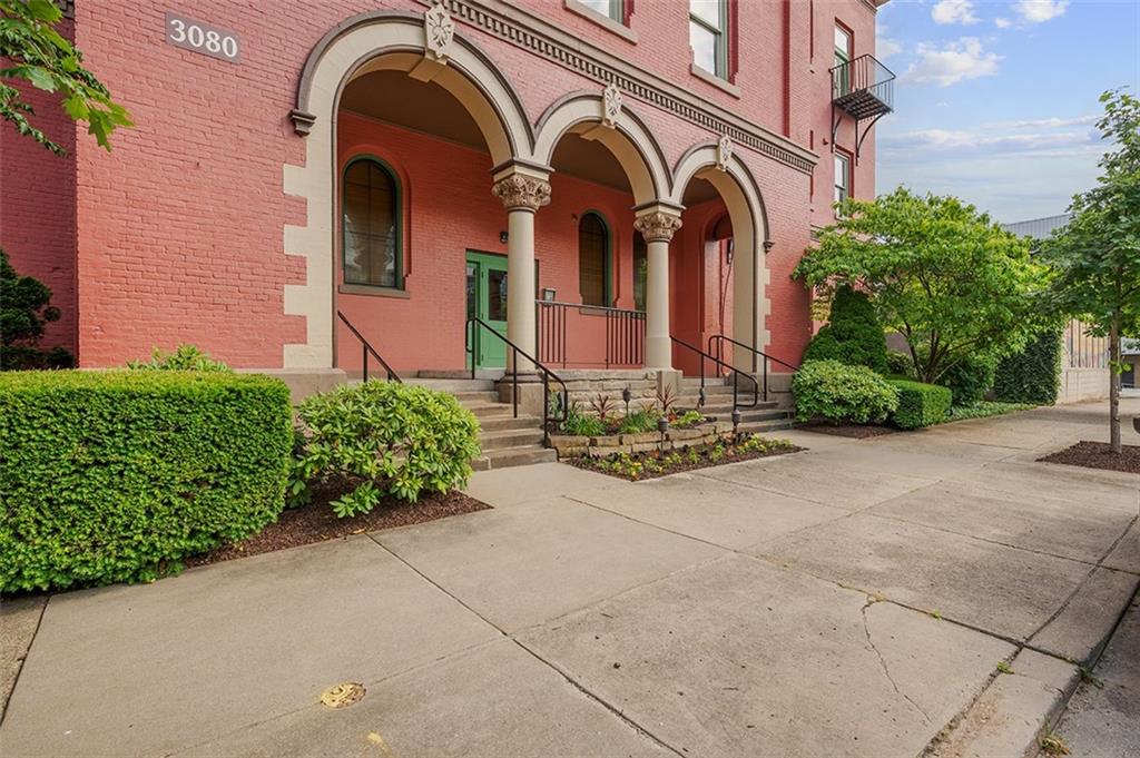 3080 Smallman Street Pittsburgh, PA 15201 - Photo 47 of 48 a view of a building with a yard