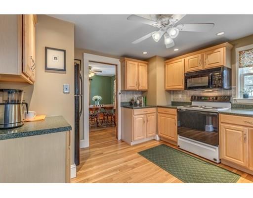 1027 Main Street Reading, MA 01867 - Photo 15 of 29 Gallery Image 15