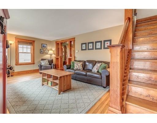 1027 Main Street Reading, MA 01867 - Photo 3 of 29 Gallery Image 3
