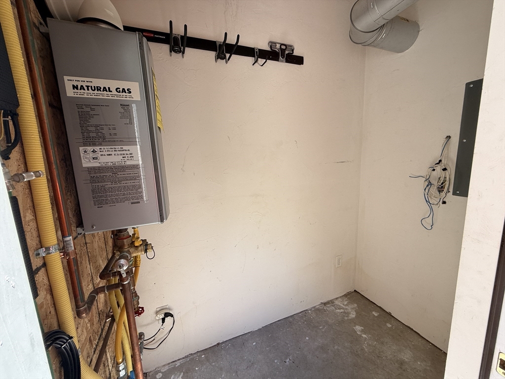 11 Brookside Road, Unit 6 Braintree, MA 02184 - Photo 23 of 26