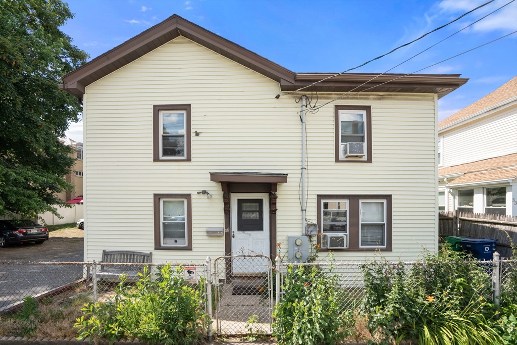 35 Middle Street Newton, MA 02458 - Photo 1 of 27