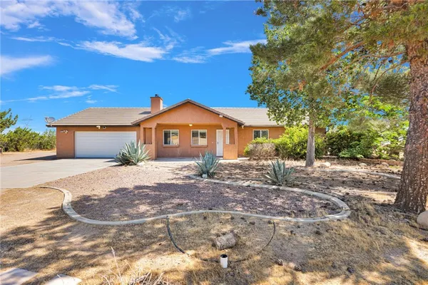 $599,000 | 10778 Cedar Street, Oak Hills, CA 92344