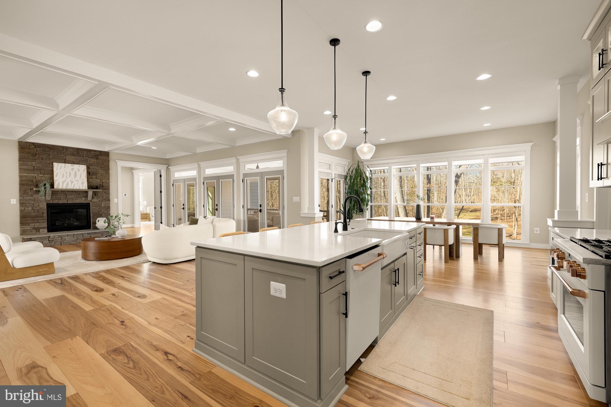 12650 Popes Head Road Clifton, VA 20124 - Photo 17 of 69 a kitchen with lots of counter top space