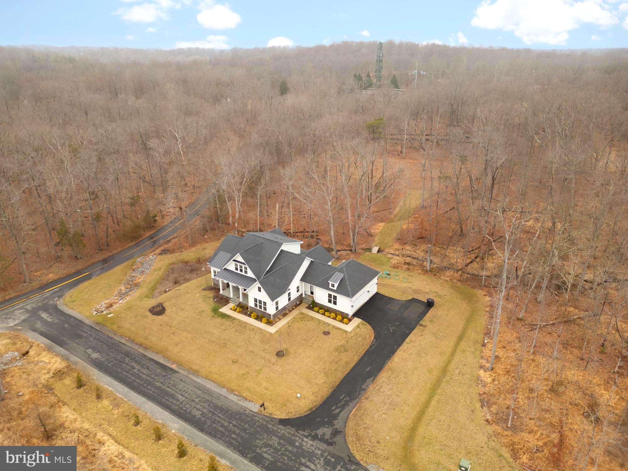 12650 Popes Head Road Clifton, VA 20124 - Photo 3 of 69