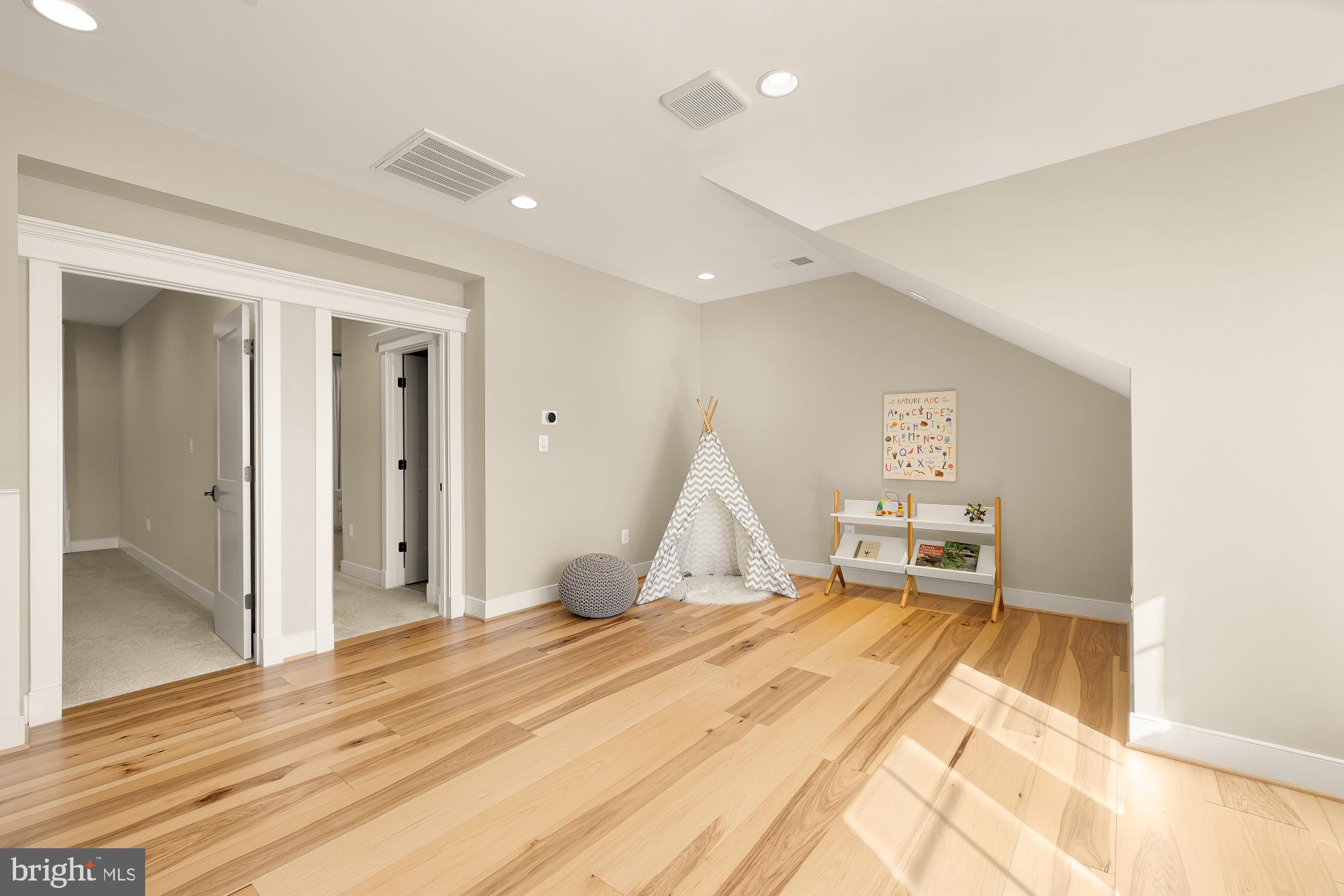 12650 Popes Head Road Clifton, VA 20124 - Photo 40 of 69 a view of empty room with wooden floor