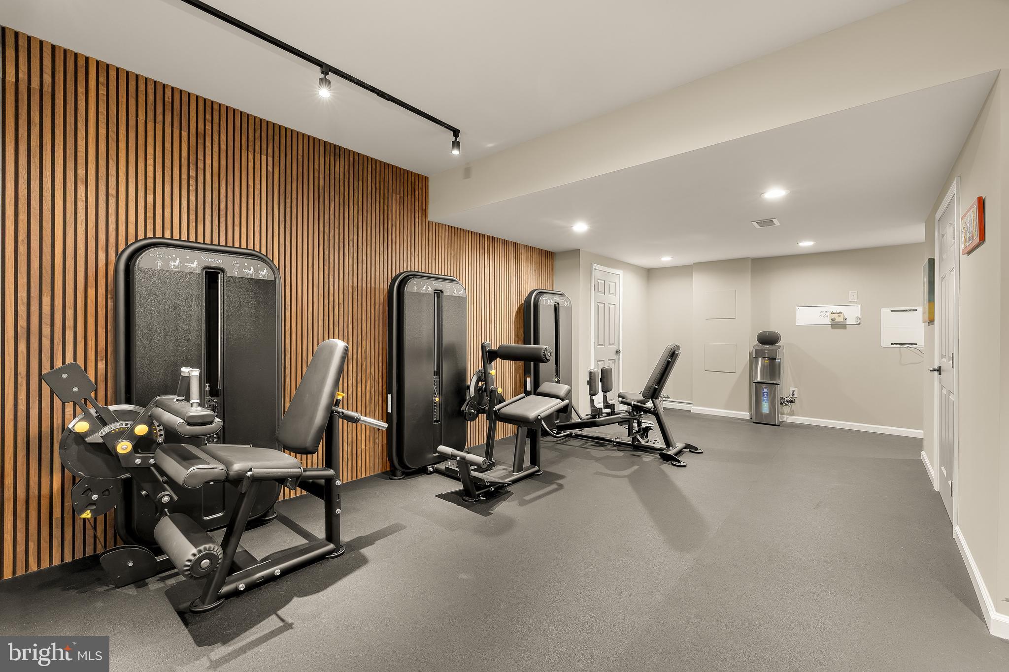 12650 Popes Head Road Clifton, VA 20124 - Photo 55 of 69