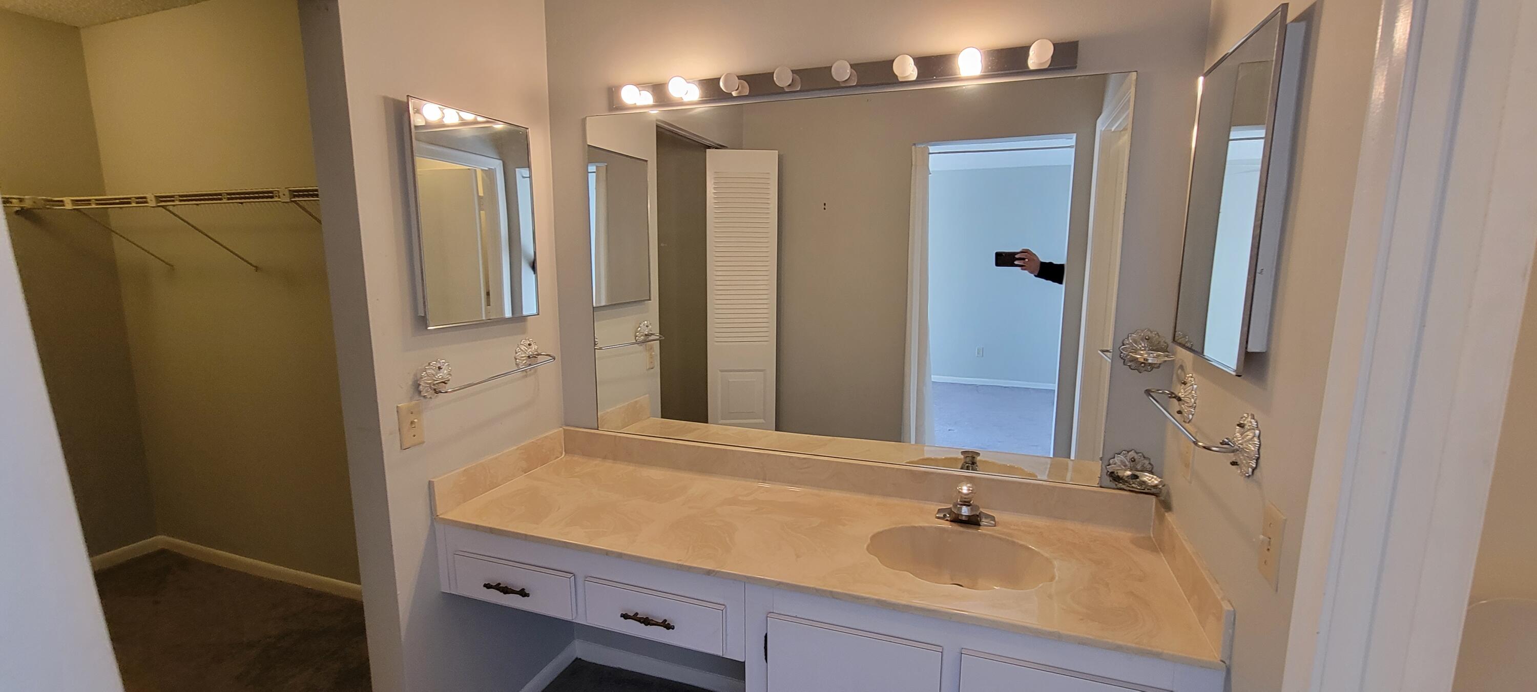21476 Juego Circle, Unit 8E Boca Raton, FL 33433 - Photo 32 of 37 20220124_103845