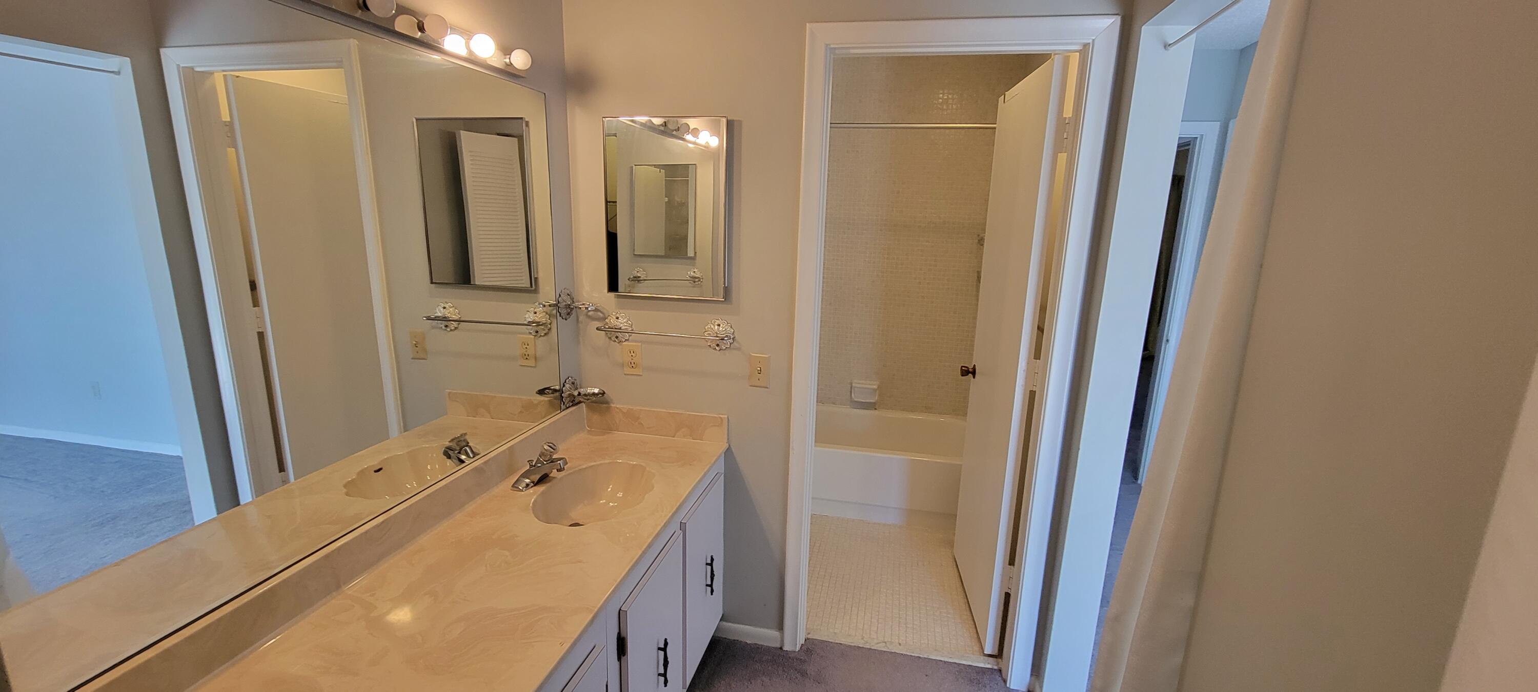 21476 Juego Circle, Unit 8E Boca Raton, FL 33433 - Photo 34 of 37 20220124_103916