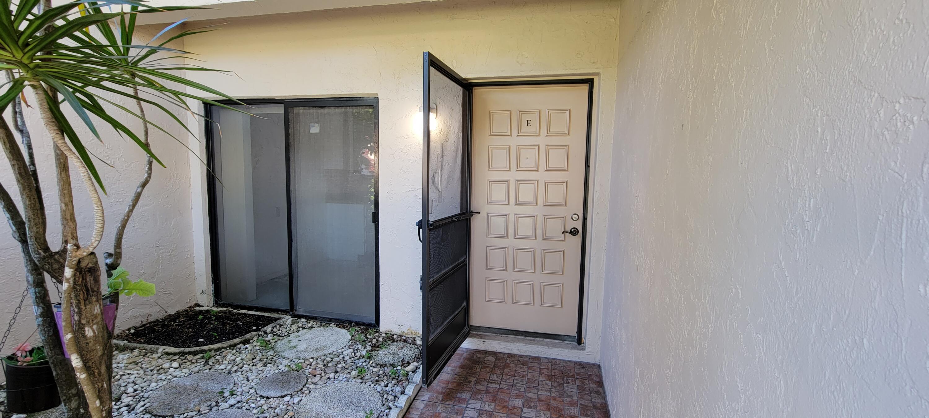 21476 Juego Circle, Unit 8E Boca Raton, FL 33433 - Photo 6 of 37 20220124_102342