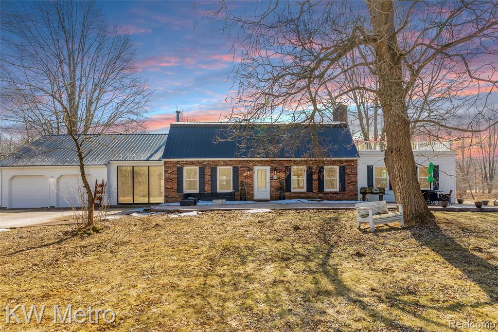 8665 Meskill Road Columbus, MI 48063 - Photo 1 of 55