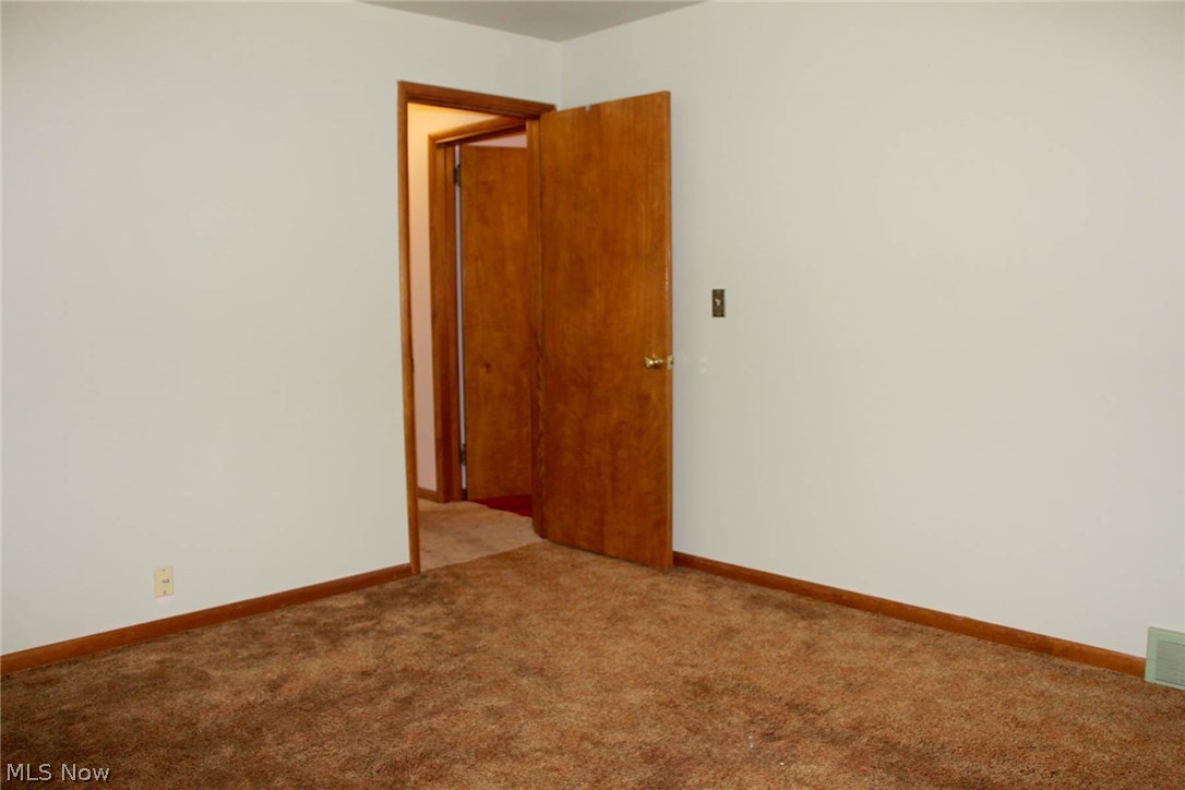 216 Perry Drive Northwest Canton, OH 44708 - Photo 17 of 32