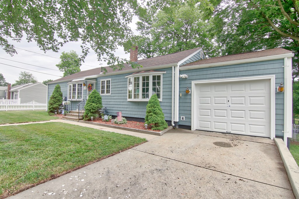 117 Silvin Road Chicopee, MA 01013 - Photo 1 of 20 Gallery Image 1