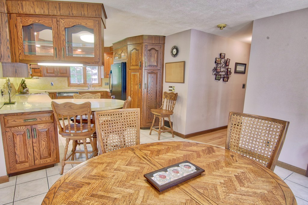 117 Silvin Road Chicopee, MA 01013 - Photo 7 of 20 Gallery Image 7