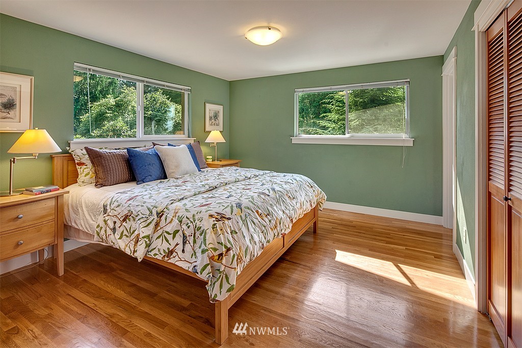 9016 192nd Street Southwest Edmonds, WA 98026 - Photo 14 of 25 Gallery Image 14
