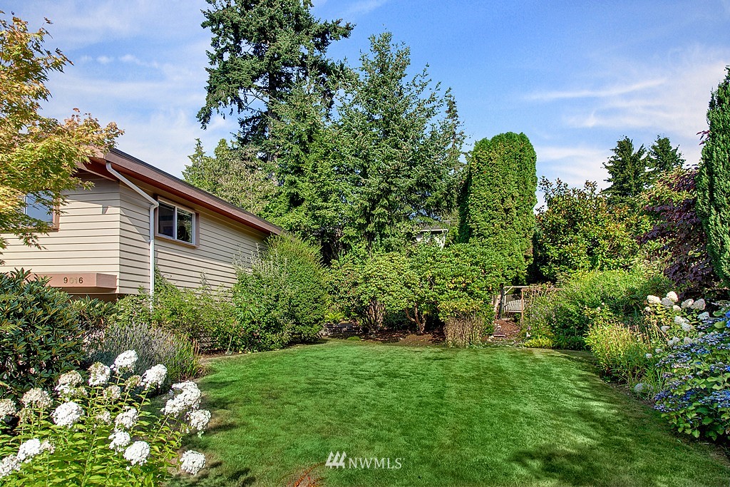 9016 192nd Street Southwest Edmonds, WA 98026 - Photo 23 of 25 Gallery Image 23