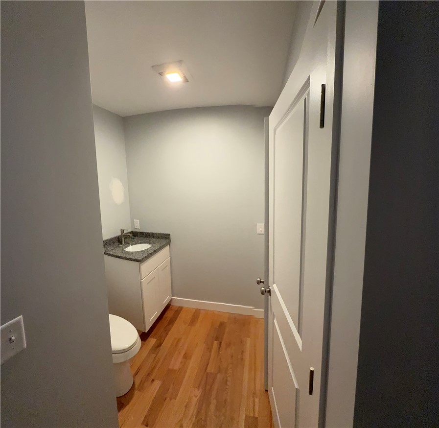 124 Birch Swamp Road, Unit A Warren, RI 02885 - Photo 5 of 8
