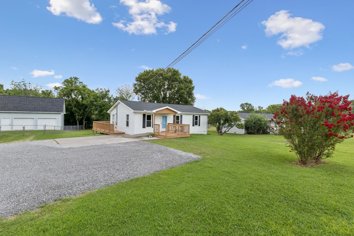 233 Curd Road Mount Juliet, TN 37122 - Photo 3 of 20 Gallery Image 3