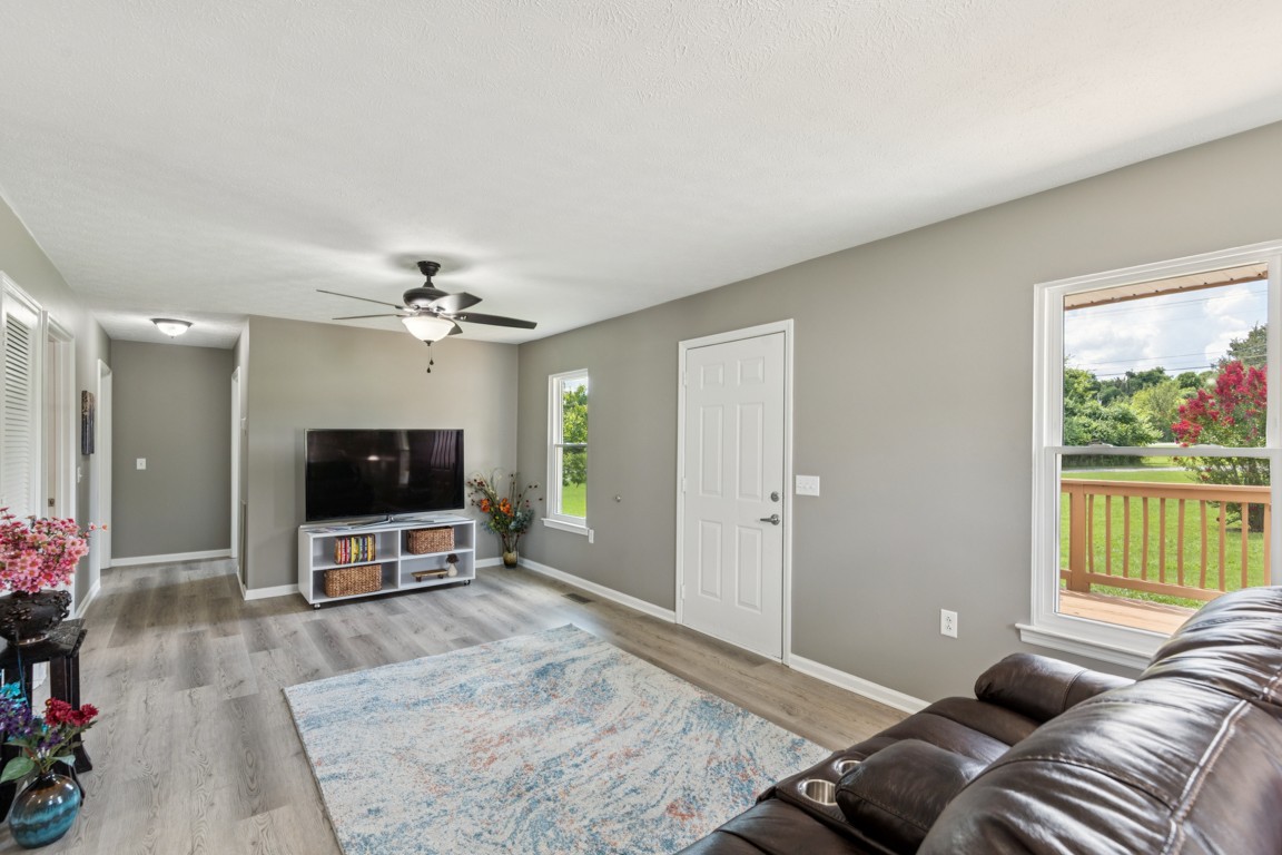 233 Curd Road Mount Juliet, TN 37122 - Photo 6 of 20 Gallery Image 6