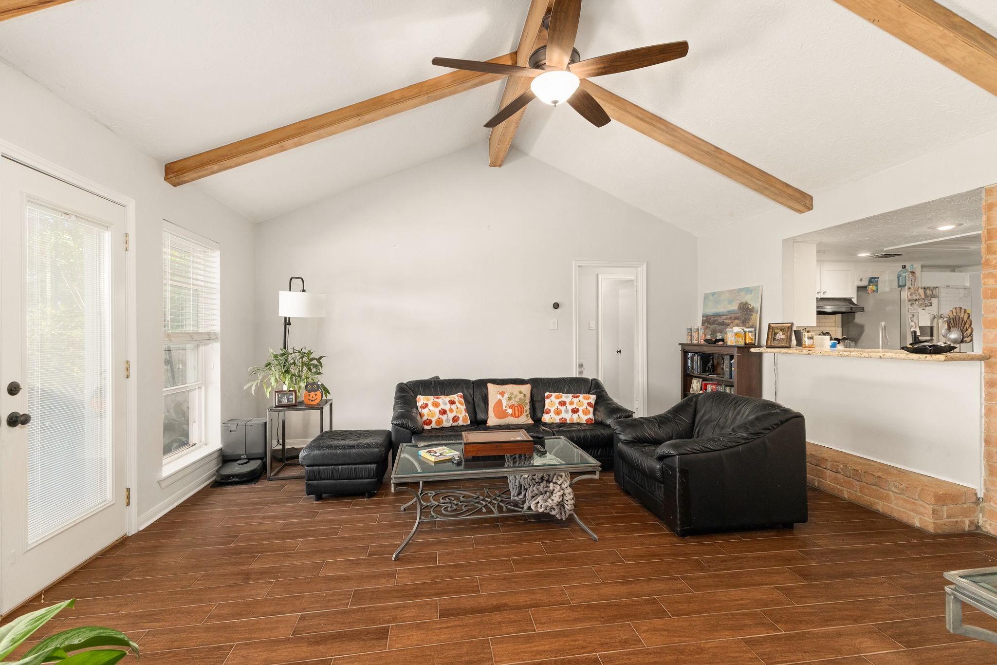 9262 Friendship Road Houston, TX 77080 - Photo 12 of 30