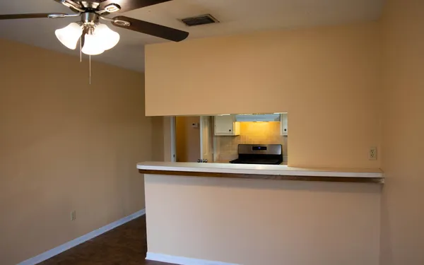 $1,450 | 4826 Redfish Reef Drive, Bacliff, TX 77518