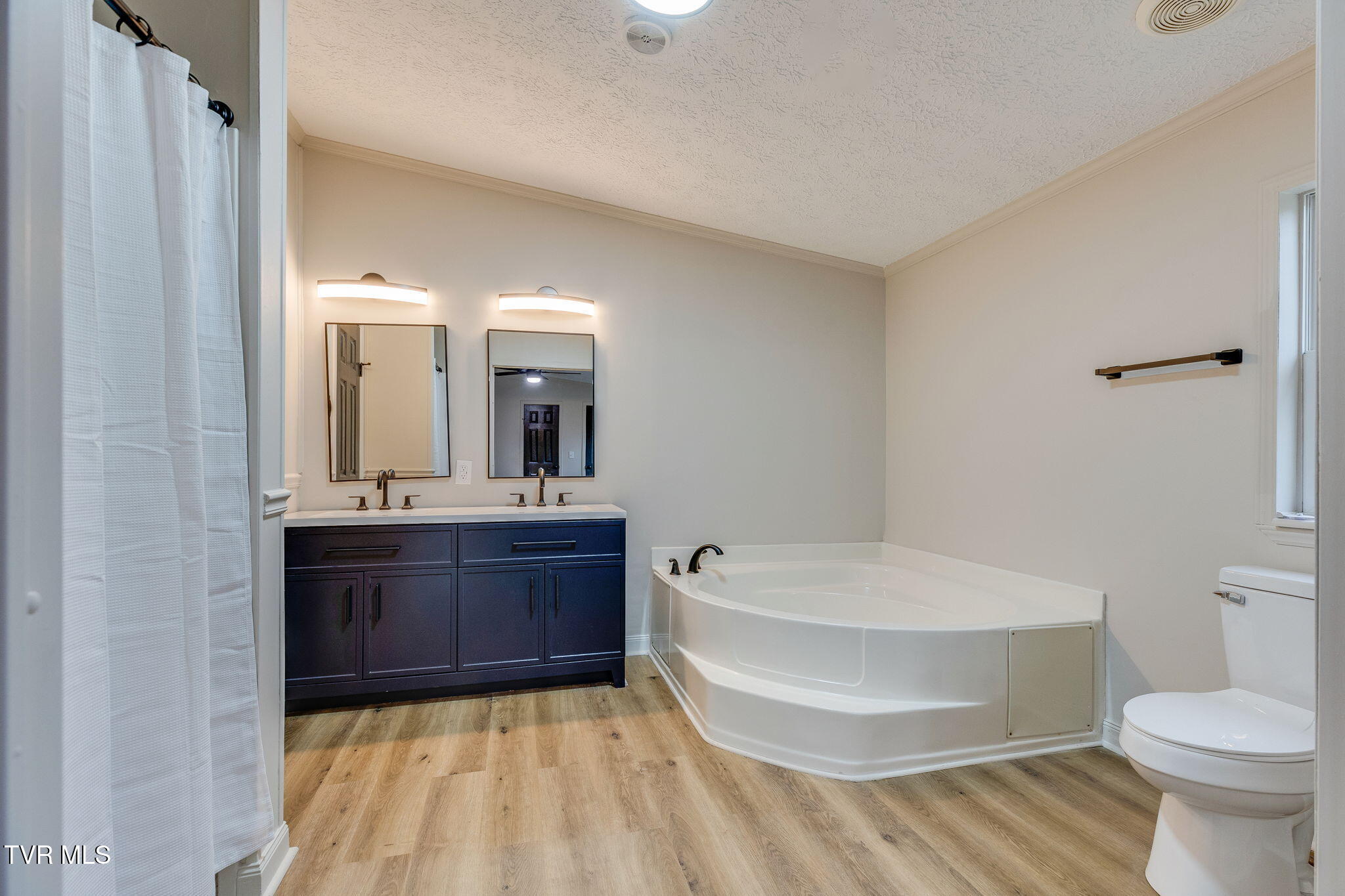 37308 Chestnut Mountain Road Damascus, VA 24236 - Photo 18 of 35 020