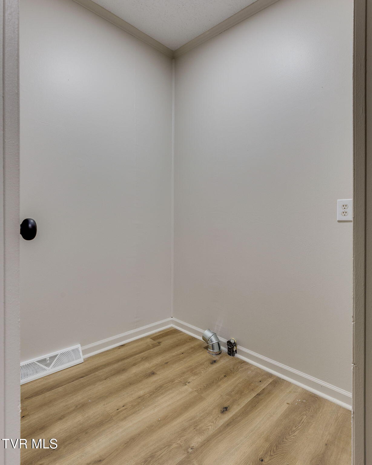 37308 Chestnut Mountain Road Damascus, VA 24236 - Photo 27 of 35 028