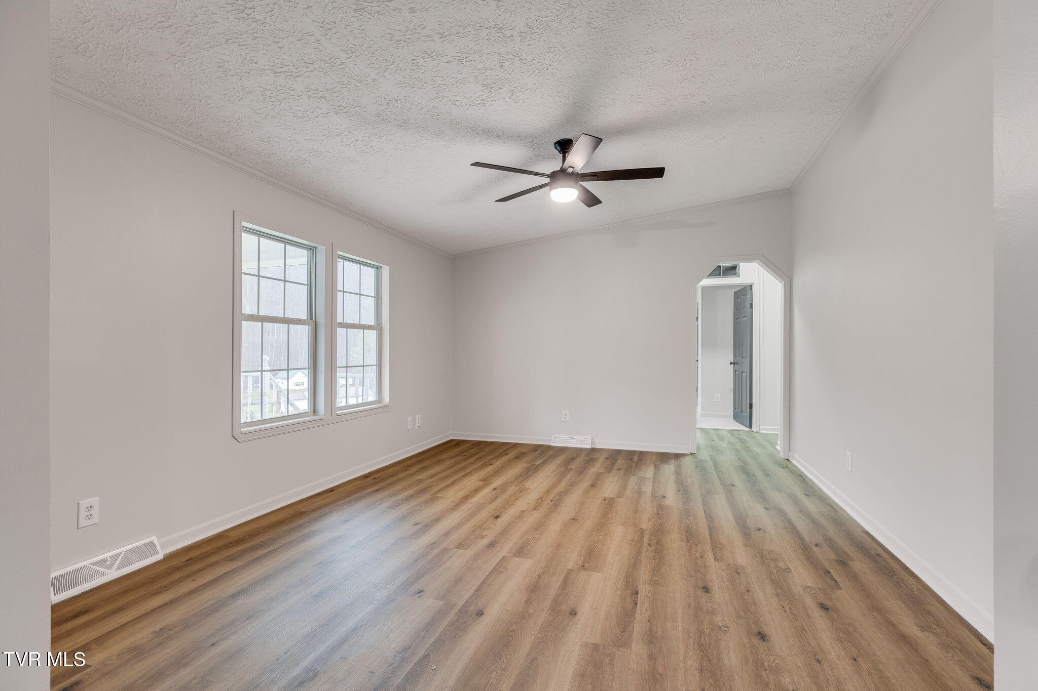 37308 Chestnut Mountain Road Damascus, VA 24236 - Photo 6 of 35 014