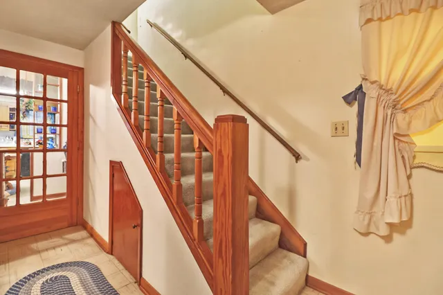 a view of an entryway